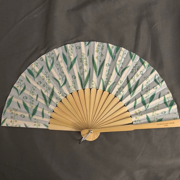 Dior Exclusive Fan Gift Set - NEW - Picture 4 of 13